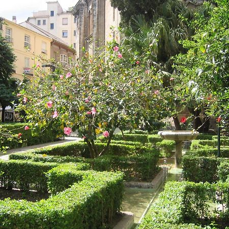 Residencia Universitaria San Jose มาลากา ภายนอก รูปภาพ