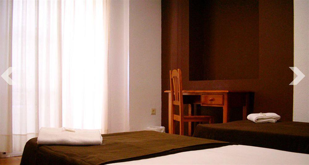 Residencia Universitaria San Jose มาลากา ภายนอก รูปภาพ